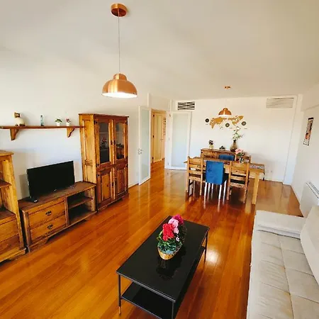 Luxury In Expo דירה